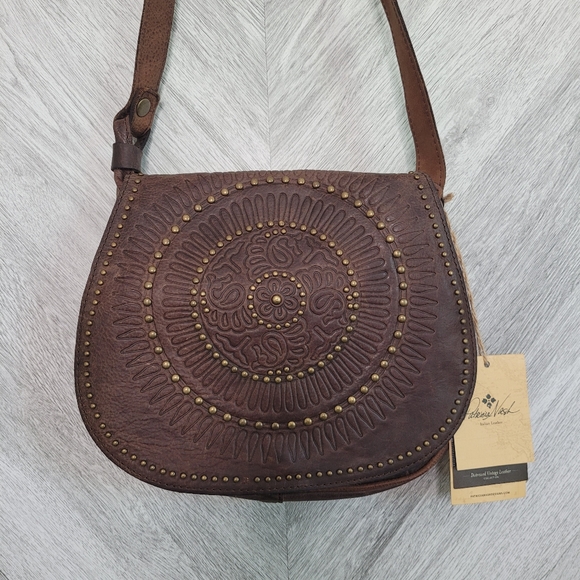 Patricia Nash Luciana Crossbody Leather Saddle Bag - Picture 4 of 16